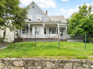 9 Pleasant St, Lunenburg, MA 01462