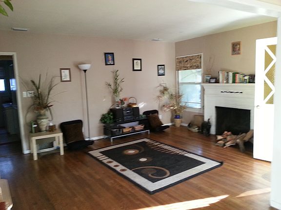 4th image of 1210 N Fairview St
