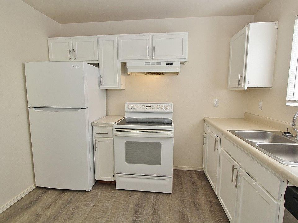 616 S Commercial Ave 616, Emmett, ID 83617 Zillow