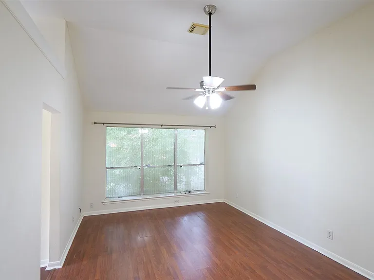 1314 Hollow Ash Ln — Photo 9