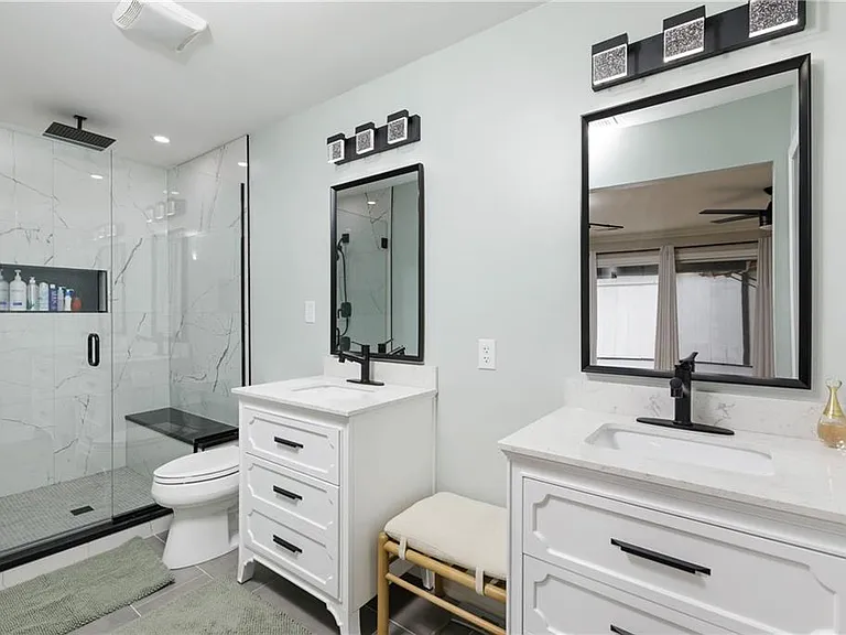 2201 Hunters Wood Way — Photo 21