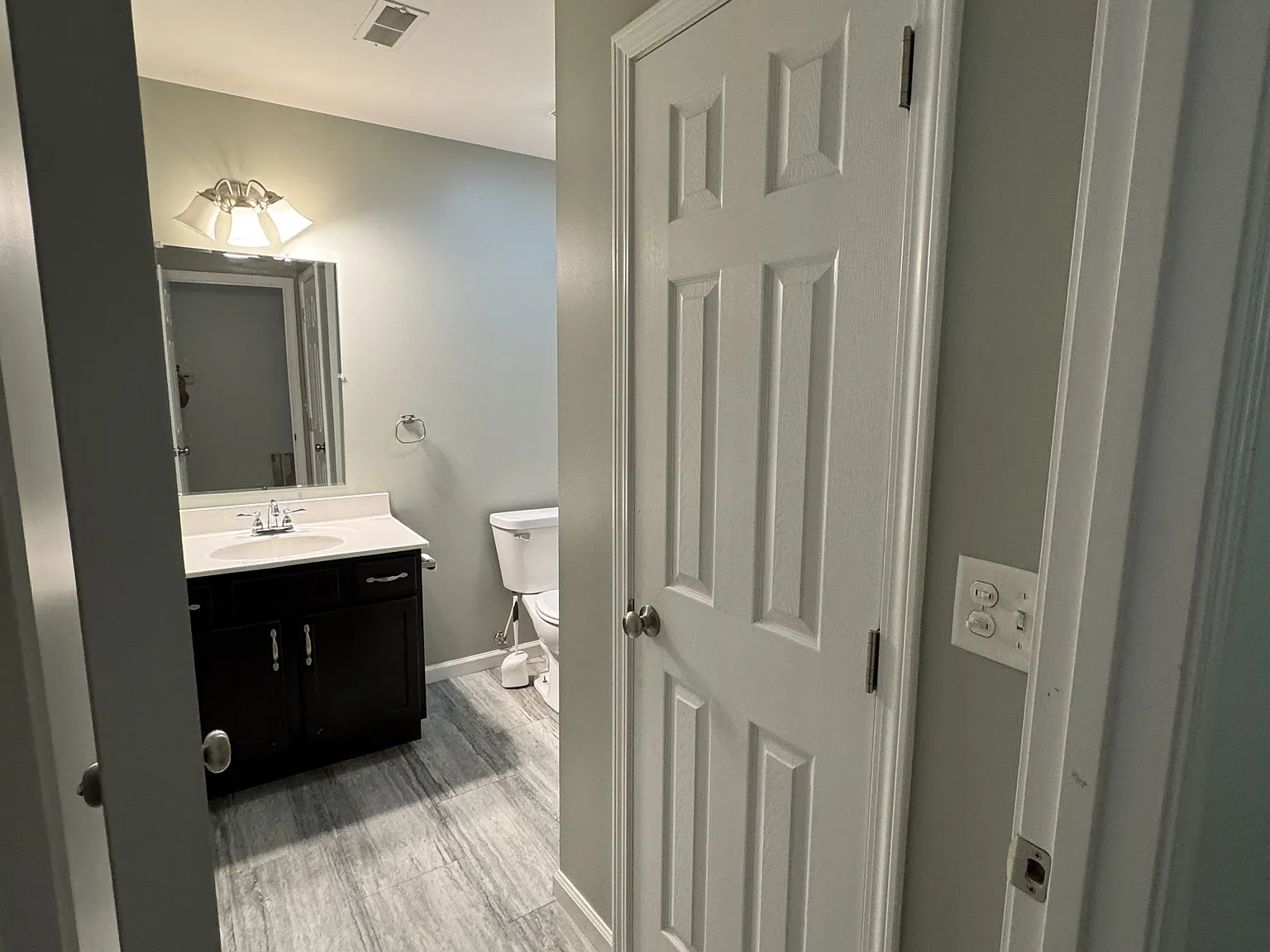702 N Washinton - A — Photo 4