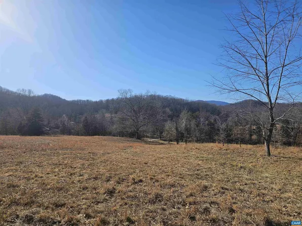 Castle Rock Rd, Afton, VA 22920