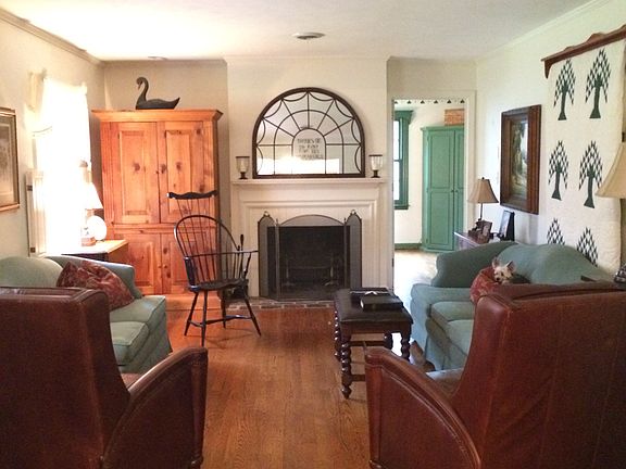4th image of 1203 Woodland Ave