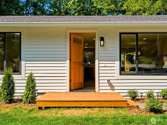 4th image of 44628 SE 151st Street