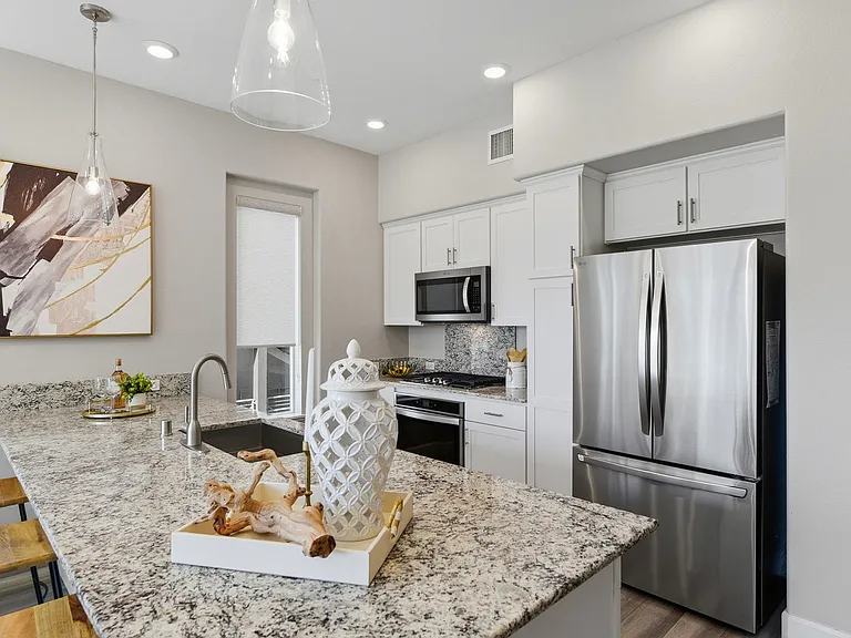 3027 Manuel St #4 — Photo 24