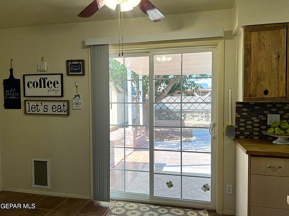 5th image of 5849 Snark Ln