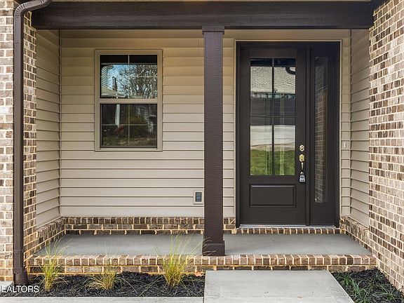 4th image of 118 Yona Way