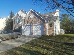 5382 Wakefield Dr S, Greenwood, IN 46142