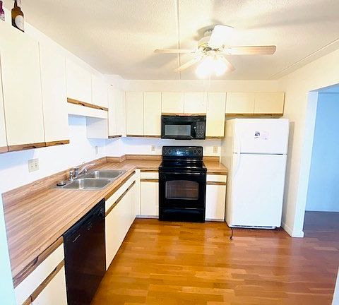 5th image of 200 Cove Way Unit 406