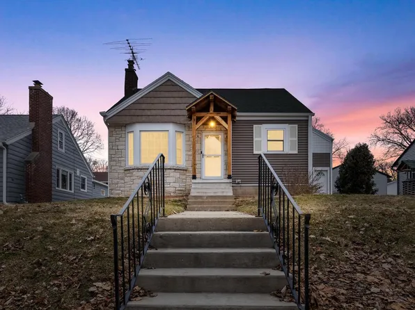 913 Harvey AVENUE, Watertown, WI 53094