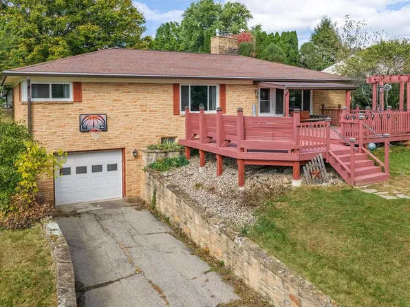 421 Roblee Road, Baraboo, WI 53913