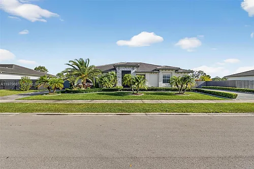 16767 SW 290th Ln Photo 1