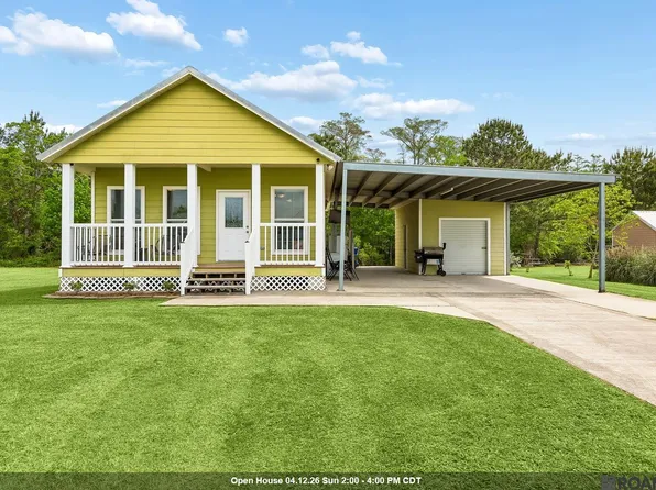 17258 Tchula Dr, Springfield, LA 70462