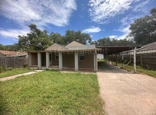 3352 N Park Pl, Wichita, KS 67204