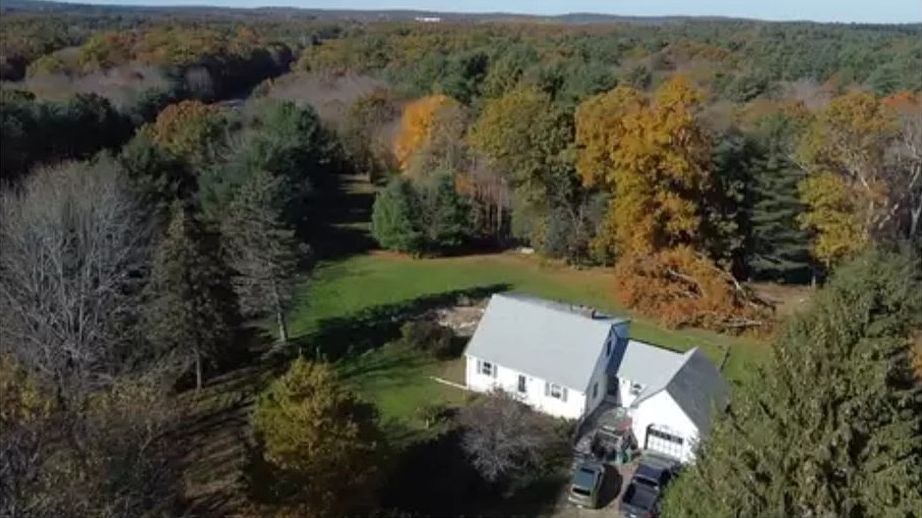 421 South St, Foxboro, MA 02035 Zillow