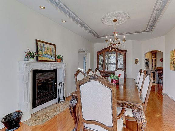 5th image of 35 Rue Bruce
