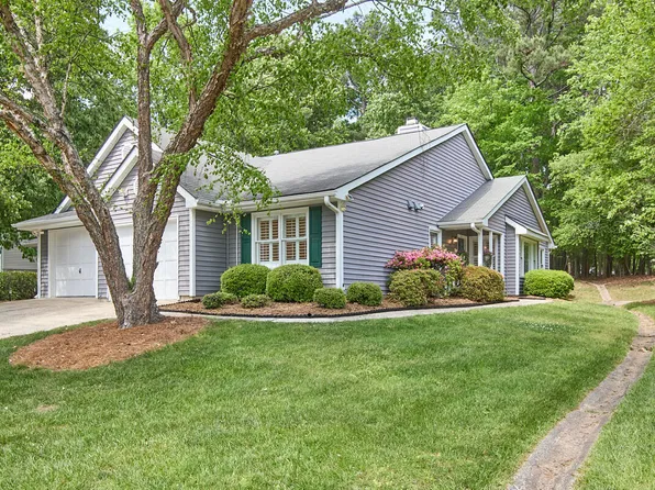 115 Standish Dr, Chapel Hill, NC 27517