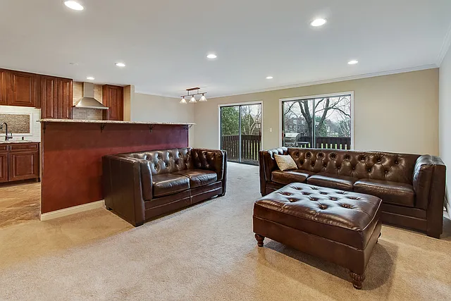 961 Cross Creek Dr N #2A — Photo 4
