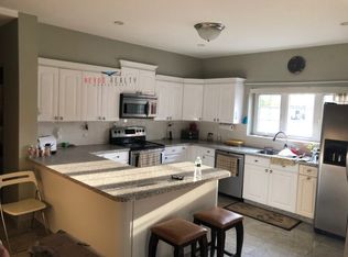 31 Kingfisher Rd FLOOR 1, Levittown, NY 11756