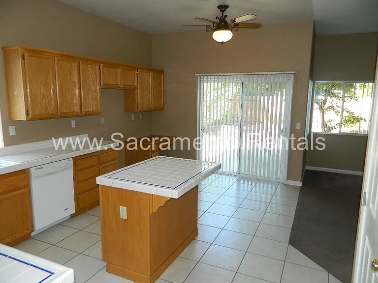 61 White Birch Ct — Photo 7