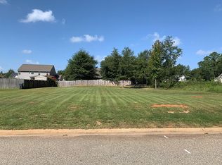 307 Christopher Luke Cir, Perry, GA 31069