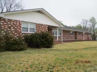 2460 Menokin Rd, Warsaw, VA 22572