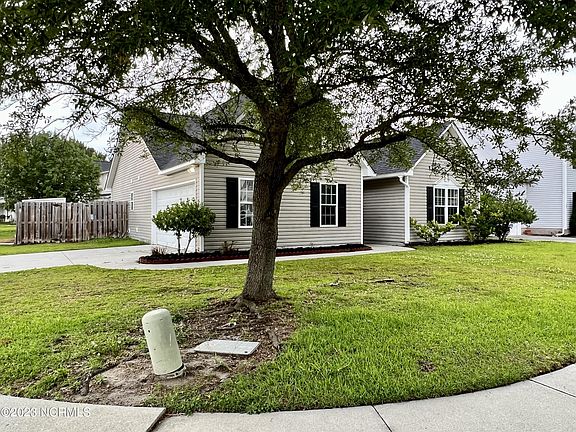3rd image of 104 Providence Drive