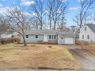 151 Pondview Dr, Southington, CT 06489