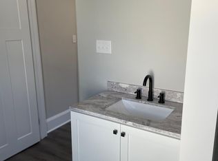 12 W Center St, Shavertown, PA 18708