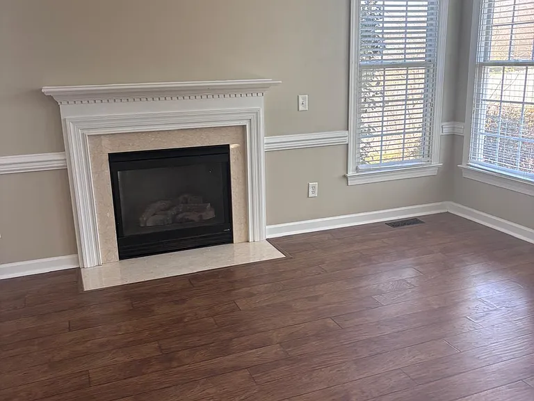 4312 Gray Bluff Ct — Photo 6