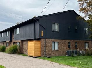 2639 Columbia Rd APT 8, Berkley, MI 48072