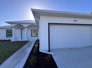 7493 Wycliff Dr, Port Charlotte, FL 33981