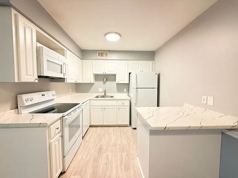 Bradenton Palms Apartments — Photo 50