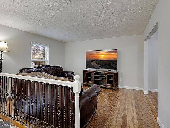 4th image of 1525 Big Baer Ct