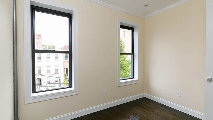 Rented by Nooklyn NYC LLC | media 16