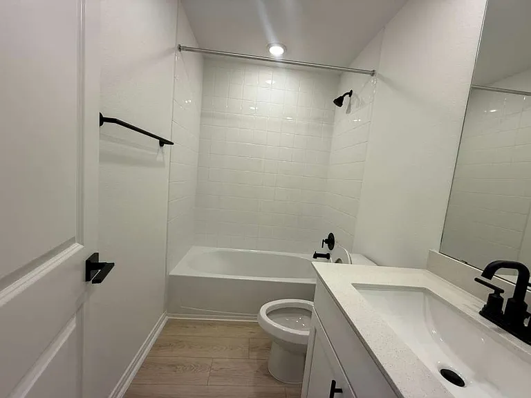 2530 Violet Theo Ln — Photo 23