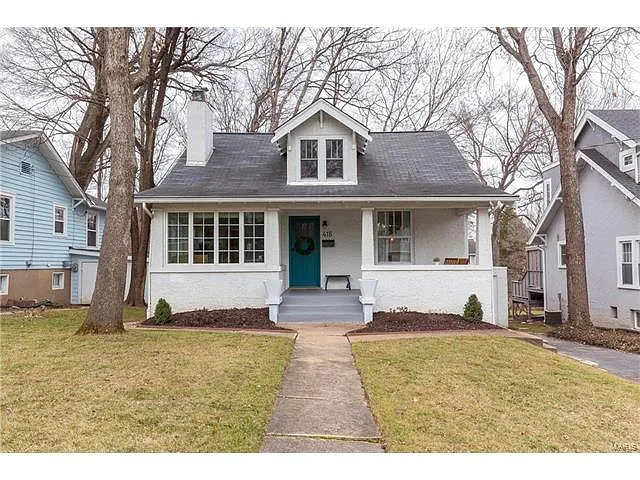 415 Greeley Ave photo 1