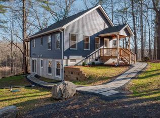 978 Cow Hough Rd, New Paltz, NY 12561