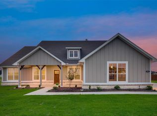 2512 Southern Oak Trl, Terrell, TX 75161