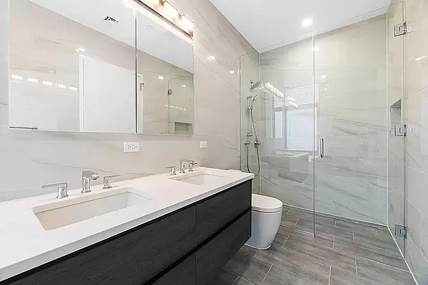 Rented by Oxford Property Group | media 7