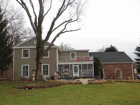 3rd image of 2774 Lake Valley Dr