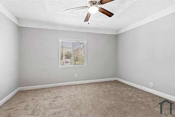 310 W Magnolia St #4 — Photo 10