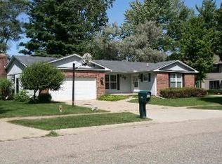 620 Northwood Dr, Flushing, MI 48433