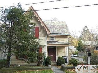 35 N Broadway, Kingston, NY 12401