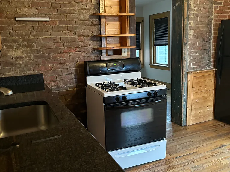 2809 Monroe Ave #UP — Photo 2