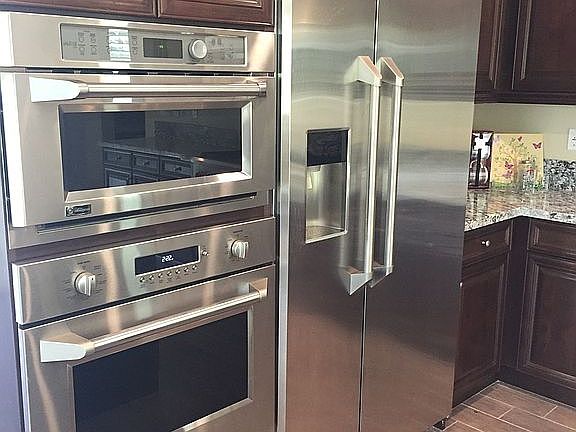 Kitchen appliances 