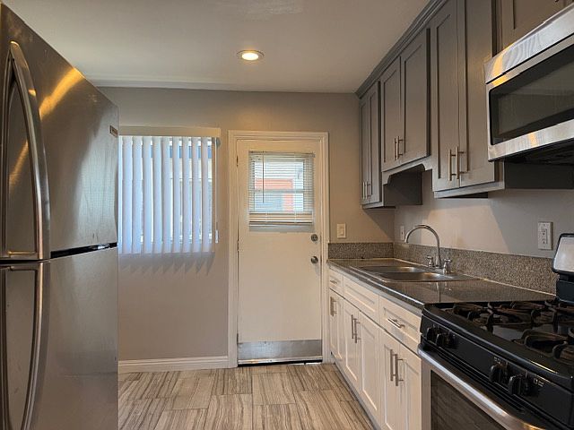 1st image of 6029 1/2 Sheila St #6029-1/2