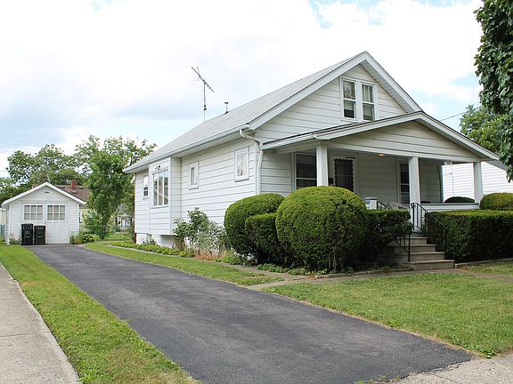 2nd image of 150 Longfellow St