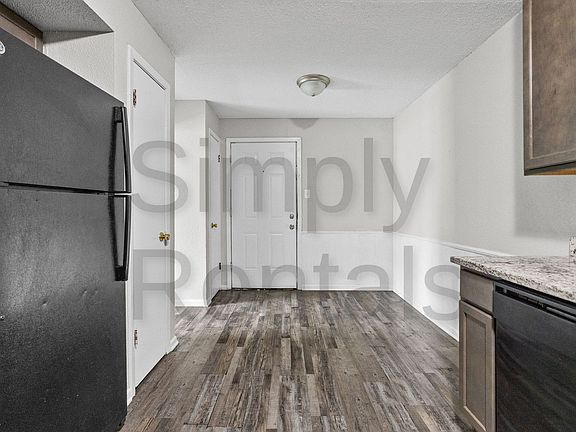 5th image of 3513 Washington St APT G